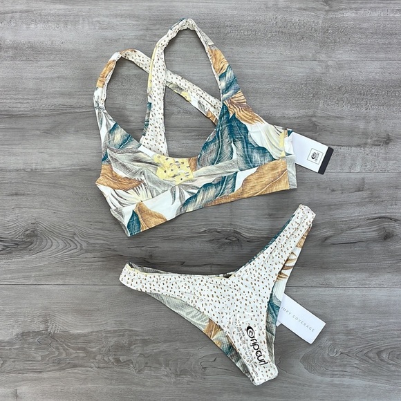 ☀️RIP CURL☀️ TROPIC SOL REVERSIBLE SKIMPY BIKINI SET - Picture 7 of 14
